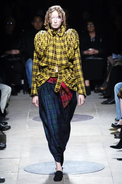 Look 13